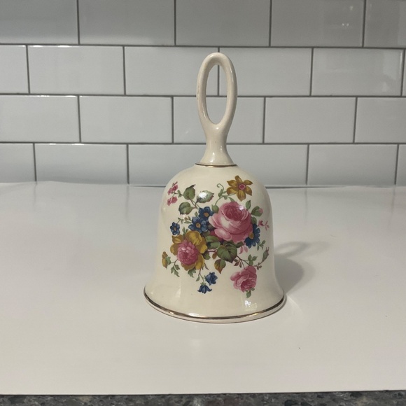 VTG Sadler Porcelain Pink Roses Floral Bell Made in England - Picture 2 of 6